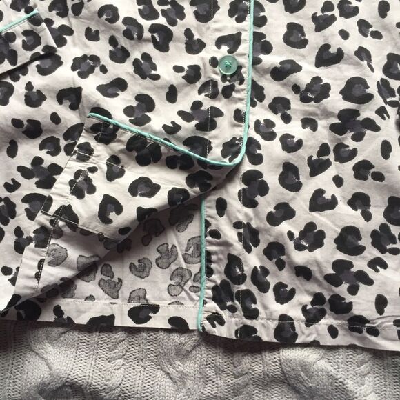 NORDSTROM Swiss Dot Leopard Long Sleeve Button Down Pajama Sleep Top - Picture 8 of 8